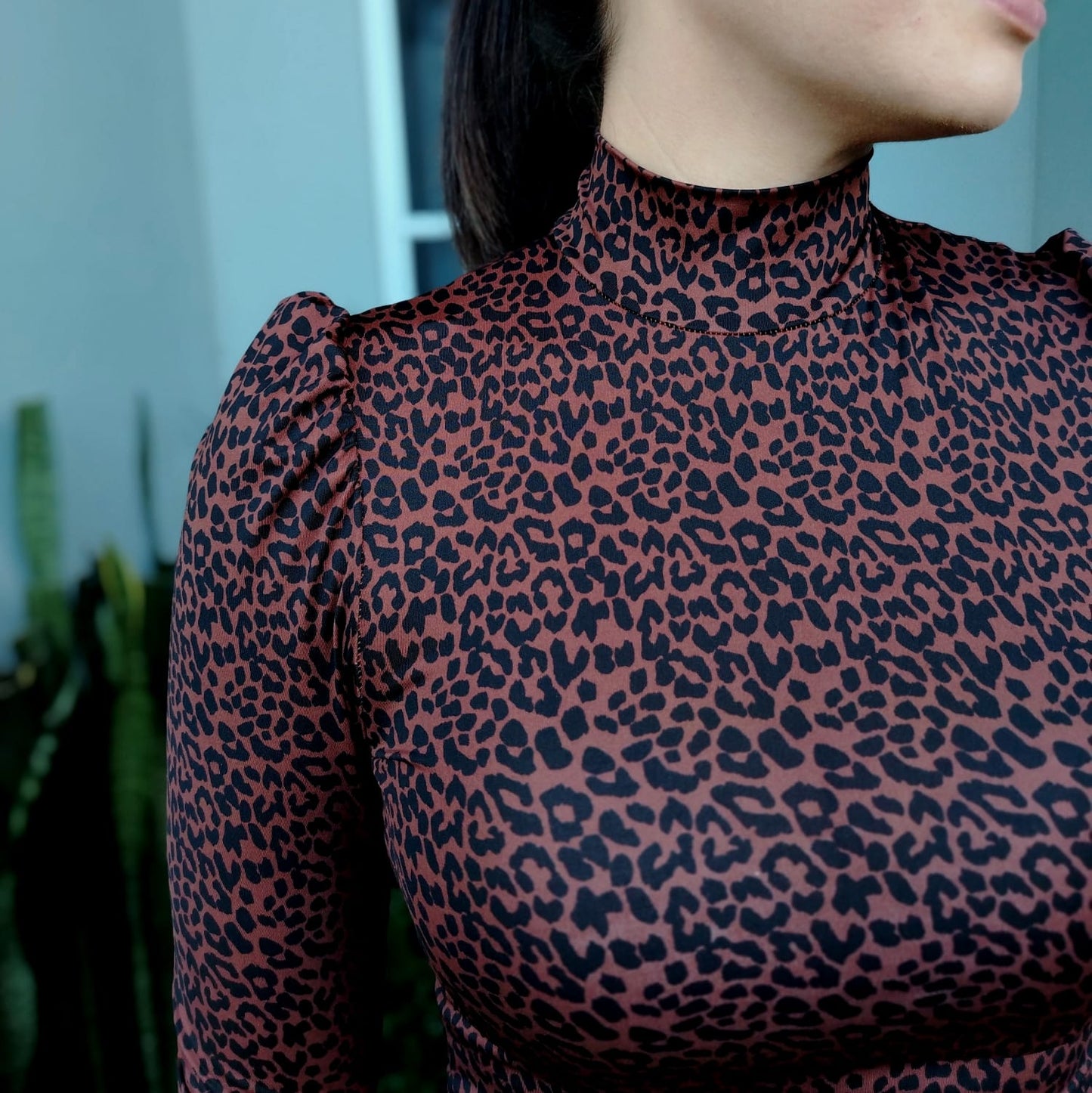 Blusa manga larga animal print