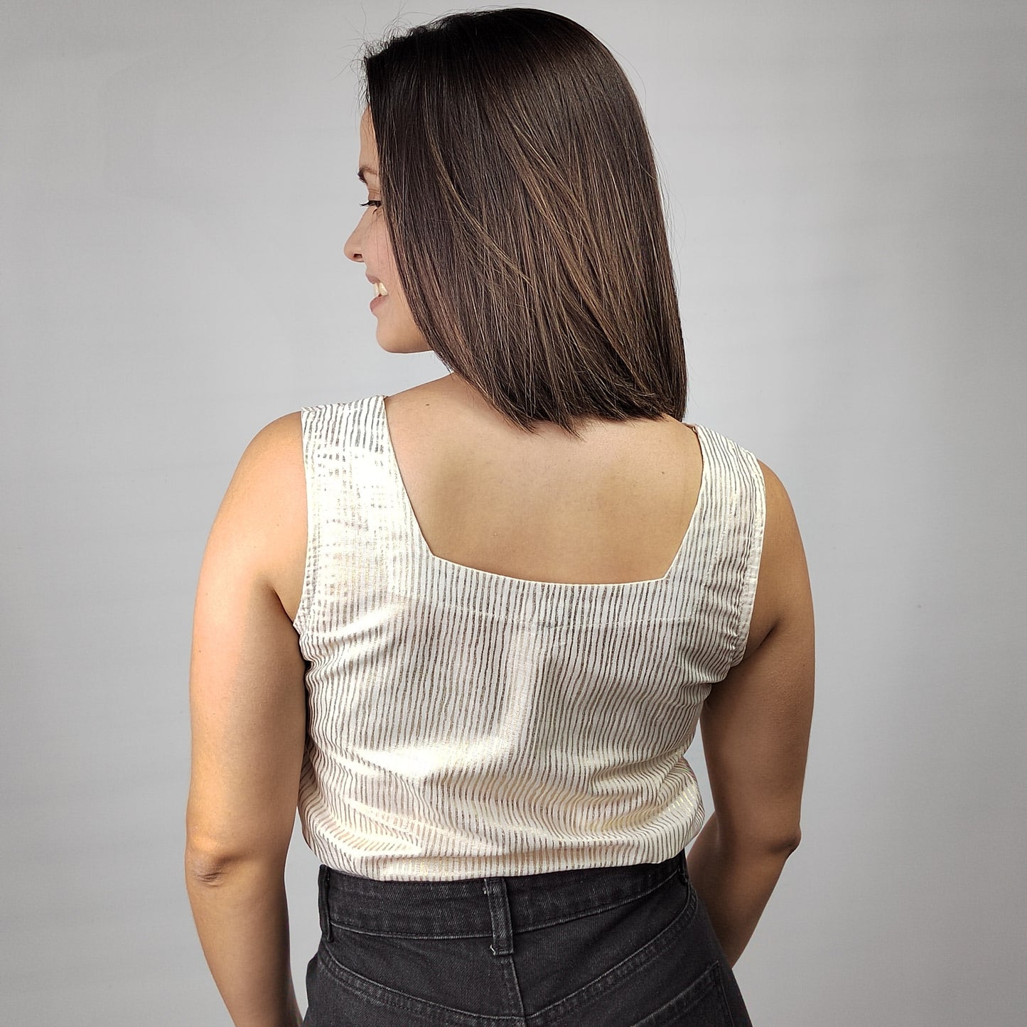 Blusa escote cuadrado con brillo